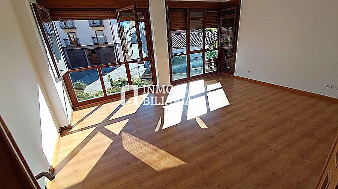DUPLEX EN LANCIEGO A ESTRENAR