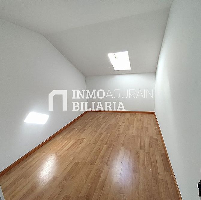 DUPLEX EN LANCIEGO A ESTRENAR - 11