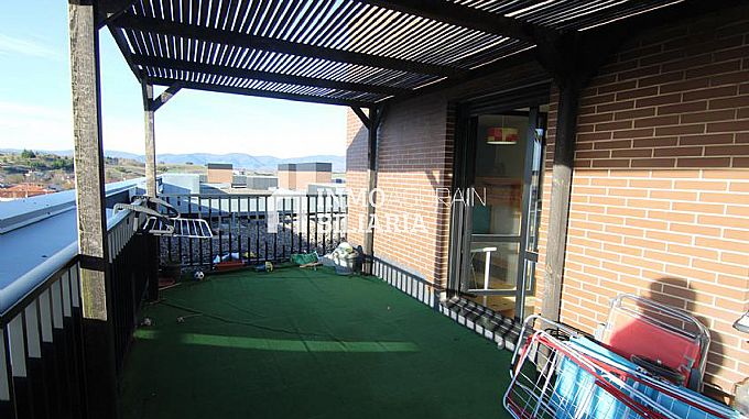 VENTA DE DUPLEX VPO EN AGURAIN