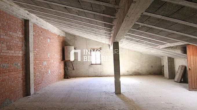 DUPLEX EN BRUTO EN URDIAIN
