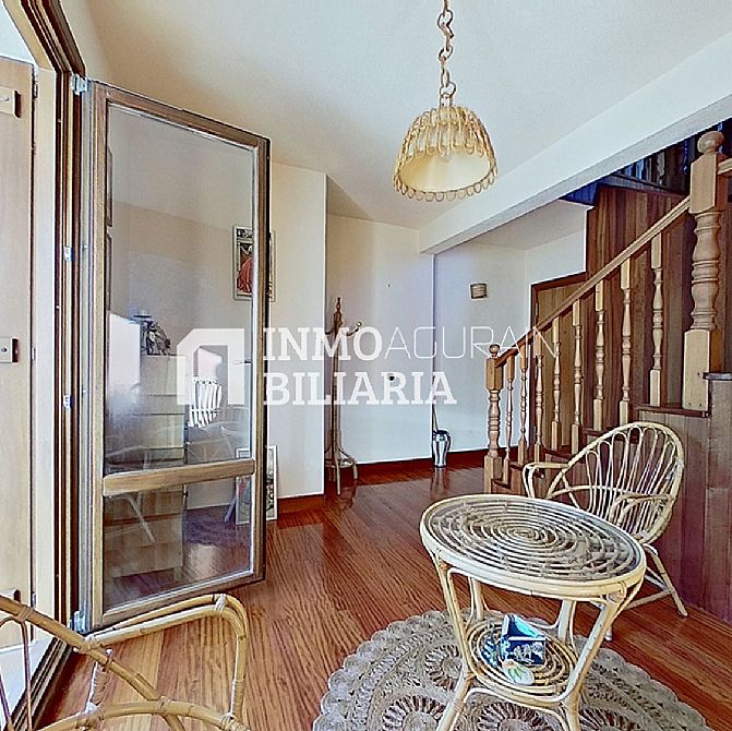 VIVIENDA DUPLEX Y GARAJE - 2