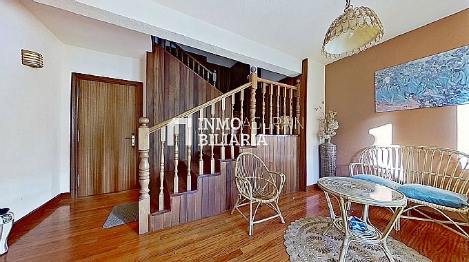 VIVIENDA DUPLEX Y GARAJE