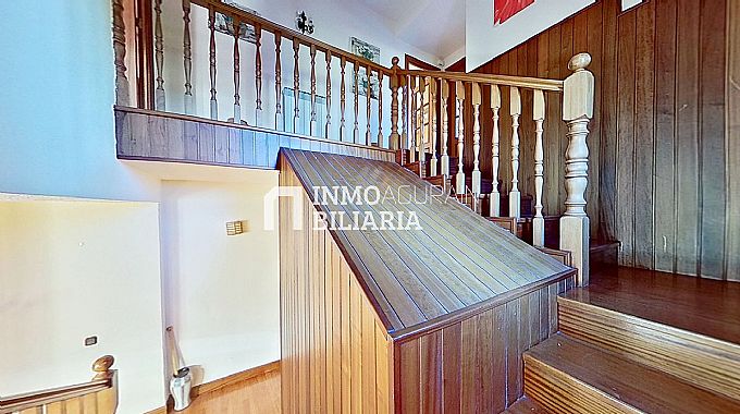 VIVIENDA DUPLEX Y GARAJE