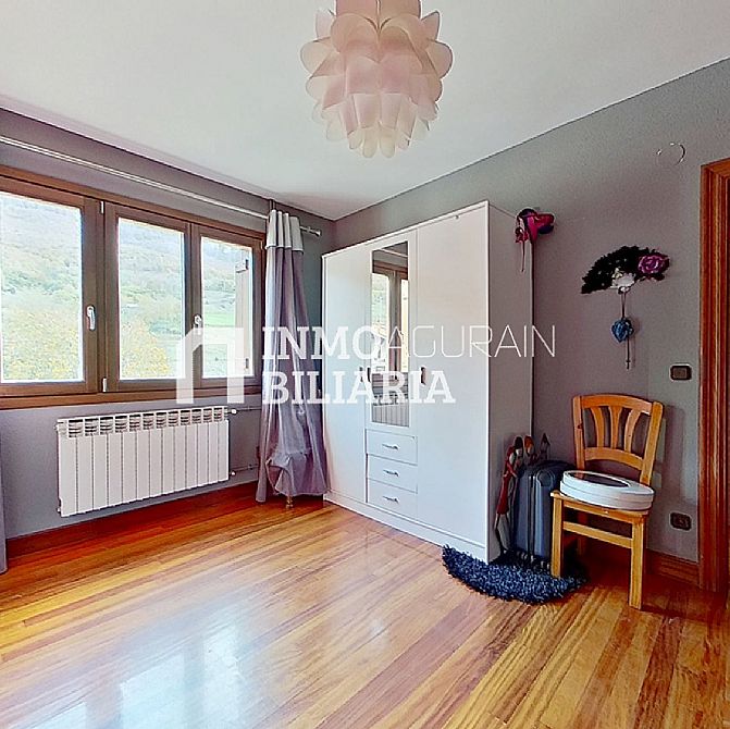 VIVIENDA DUPLEX Y GARAJE - 16