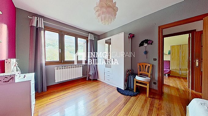 VIVIENDA DUPLEX Y GARAJE