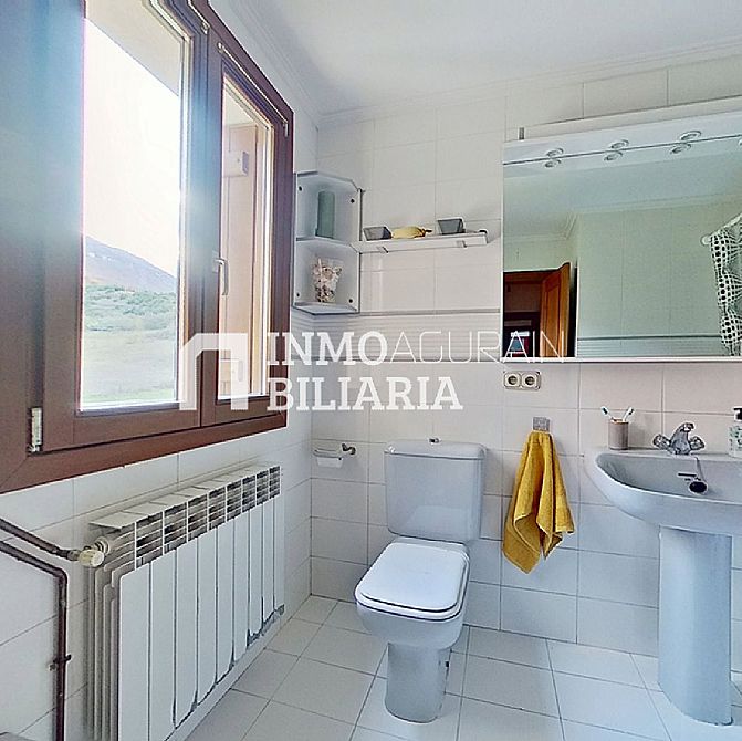 VIVIENDA DUPLEX Y GARAJE - 28