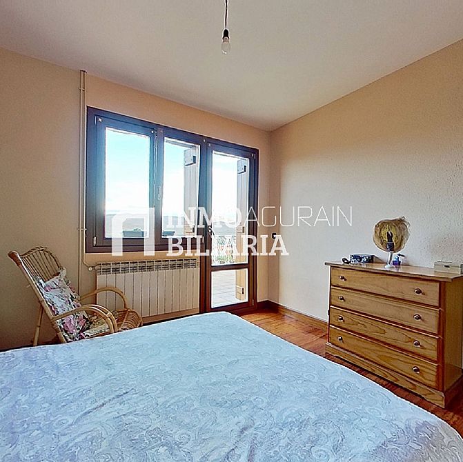 VIVIENDA DUPLEX Y GARAJE - 32