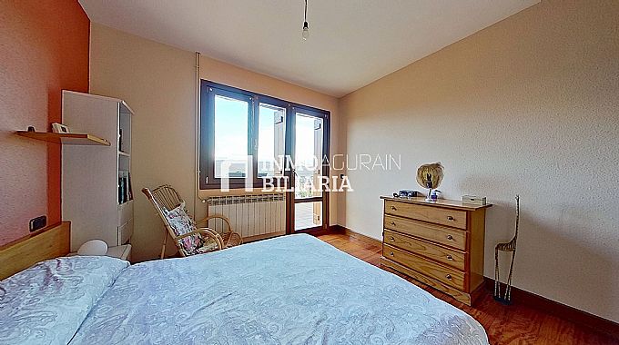 VIVIENDA DUPLEX Y GARAJE