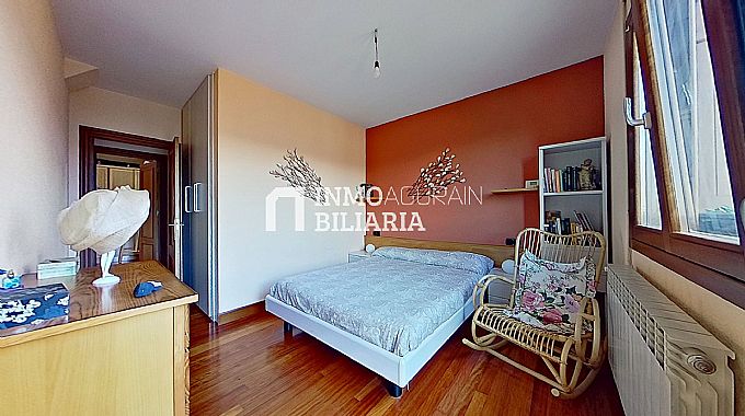 VIVIENDA DUPLEX Y GARAJE