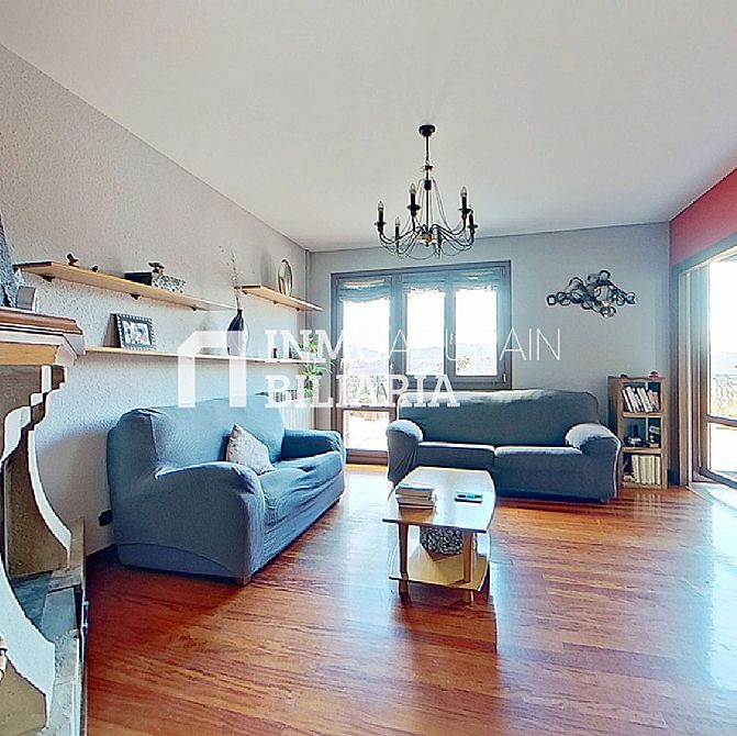 VIVIENDA DUPLEX Y GARAJE - 35