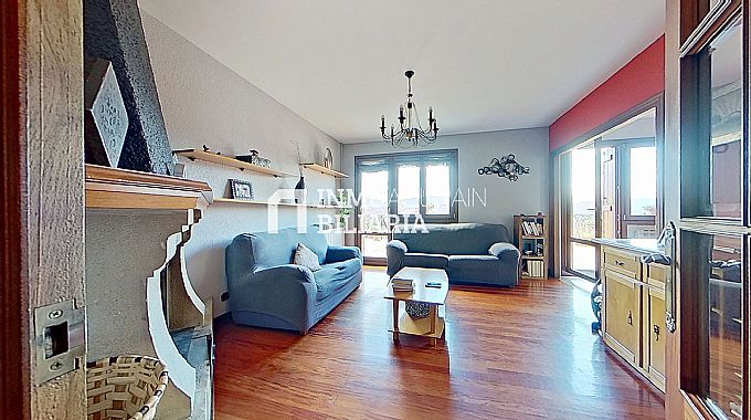 VIVIENDA DUPLEX Y GARAJE