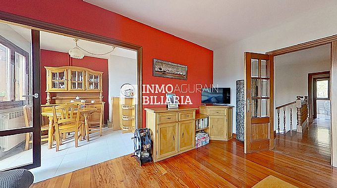 VIVIENDA DUPLEX Y GARAJE