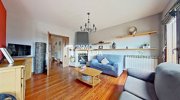 VIVIENDA DUPLEX Y GARAJE