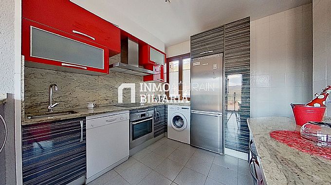 VIVIENDA DUPLEX Y GARAJE