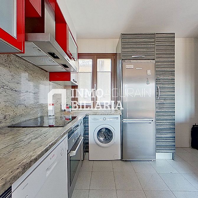 VIVIENDA DUPLEX Y GARAJE - 48