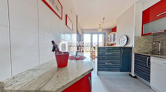 VIVIENDA DUPLEX Y GARAJE