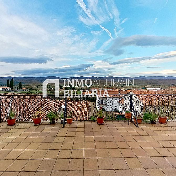 VIVIENDA DUPLEX Y GARAJE - 55