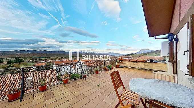 VIVIENDA DUPLEX Y GARAJE