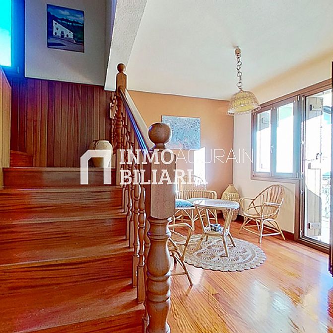 VIVIENDA DUPLEX Y GARAJE - 65