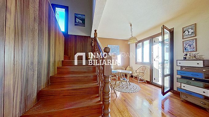 VIVIENDA DUPLEX Y GARAJE