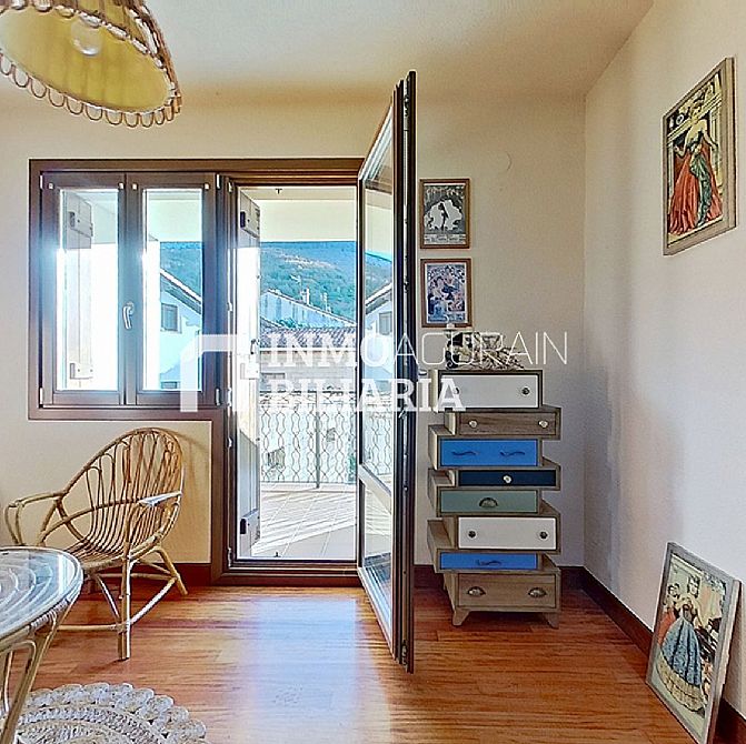 VIVIENDA DUPLEX Y GARAJE - 70