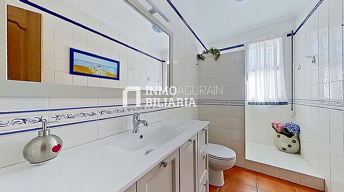 VENTA DE ESPECTACULAR CHALET EN LARREA (ALAVA)