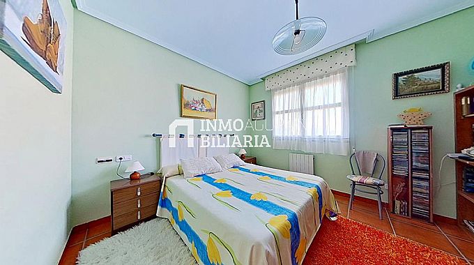 VENTA DE ESPECTACULAR CHALET EN LARREA (ALAVA)