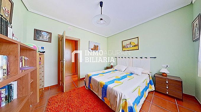 VENTA DE ESPECTACULAR CHALET EN LARREA (ALAVA)