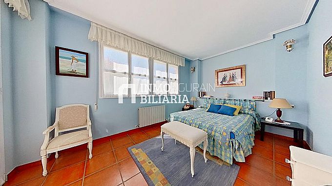 VENTA DE ESPECTACULAR CHALET EN LARREA (ALAVA)