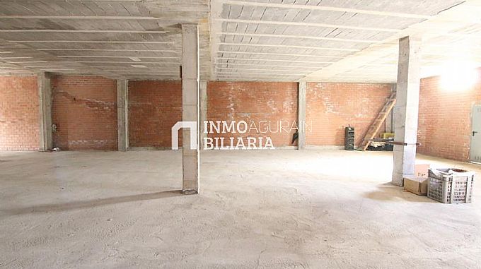 LOCAL EN EL CENTRO DE ALTSASU/ALSASUA