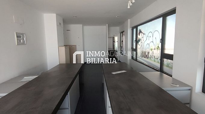 Venta de local comercial en Ansoain