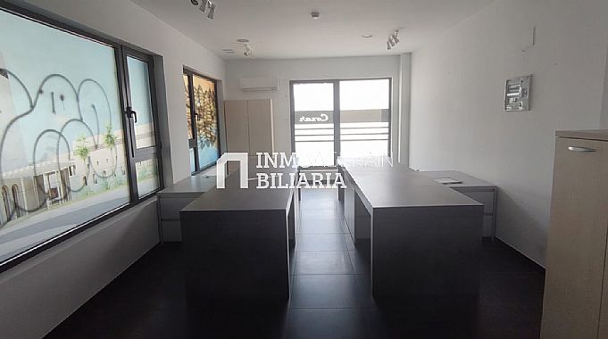Venta de local comercial en Ansoain