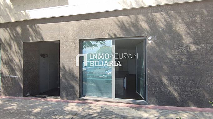 Venta de local comercial en Ansoain