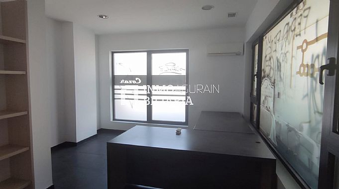 Venta de local comercial en Ansoain