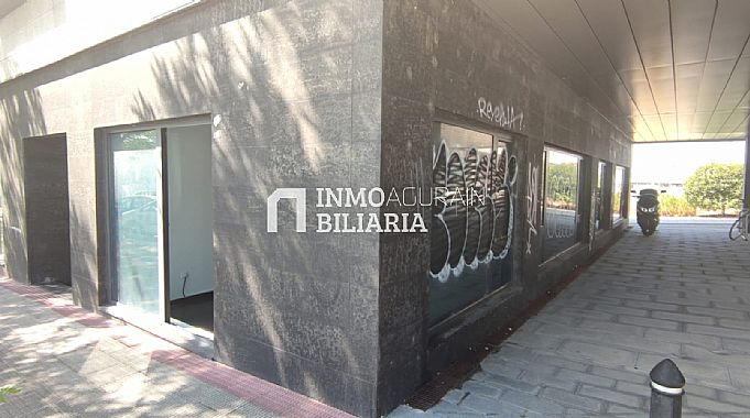 Venta de local comercial en Ansoain