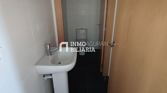Venta de local comercial en Ansoain
