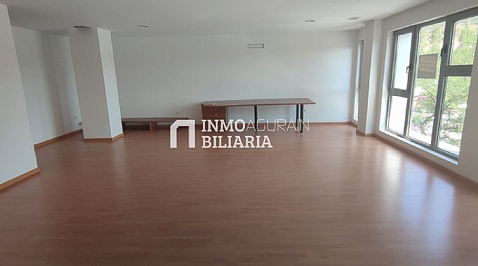 Venta de local comercial en Ansoain