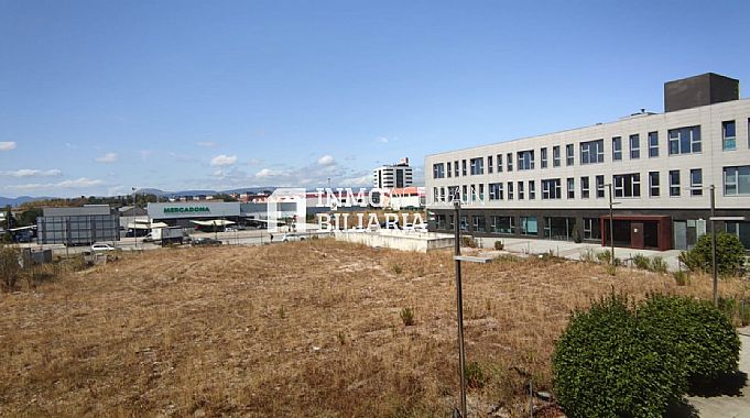 SE VENDE OFICINA EN CALLE BERRIOZAR DE ANSOAIN