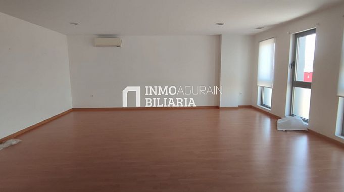 SE VENDE OFICINA EN CALLE BERRIOZAR DE ANSOAIN