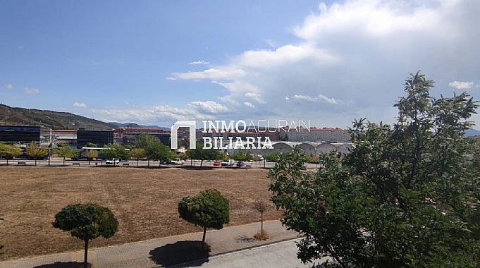 SE VENDE OFICINA EN CALLE BERRIOZAR DE ANSOAIN
