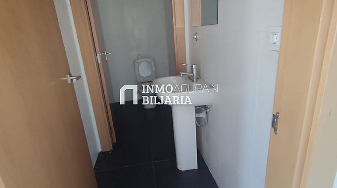 SE VENDE OFICINA EN CALLE BERRIOZAR DE ANSOAIN