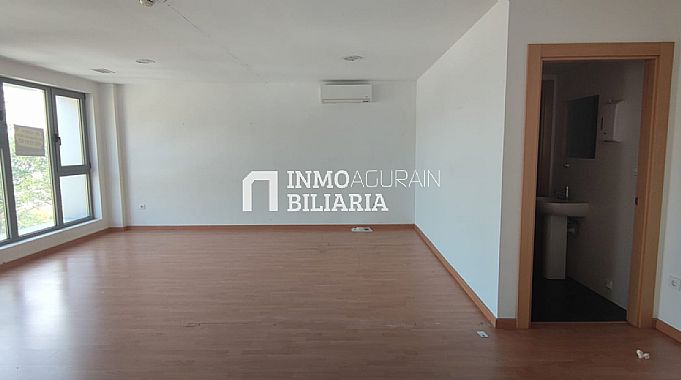 SE VENDE OFICINA EN CALLE BERRIOZAR DE ANSOAIN