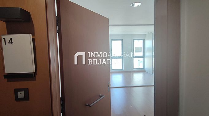 SE VENDE OFICINA EN CALLE BERRIOZAR DE ANSOAIN