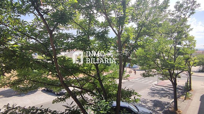 SE VENDE OFICINA EN CALLE BERRIOZAR DE ANSOAIN