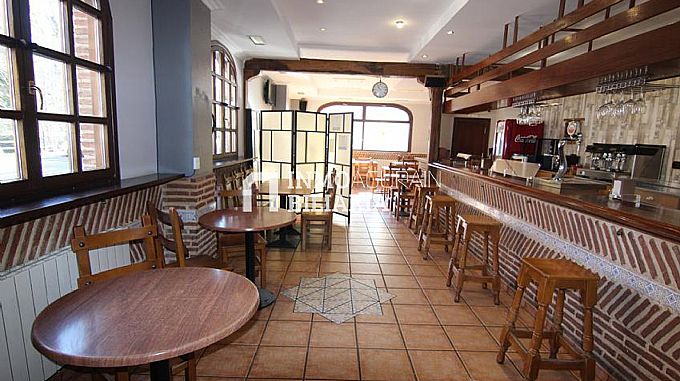 VENTA O ALQUILER LOCAL COMERCIAL ARAIA