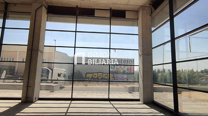 Venta de local comercial en Berrioplano
