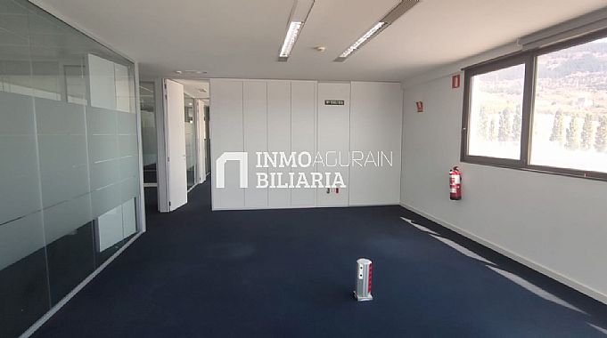 OFICINA PLANTA ENTERA BERRIOPLANO