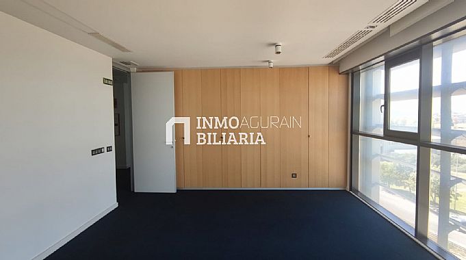 OFICINA PLANTA ENTERA BERRIOPLANO
