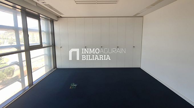 OFICINA PLANTA ENTERA BERRIOPLANO