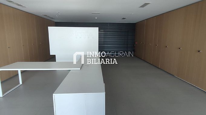 OFICINA PLANTA ENTERA BERRIOPLANO